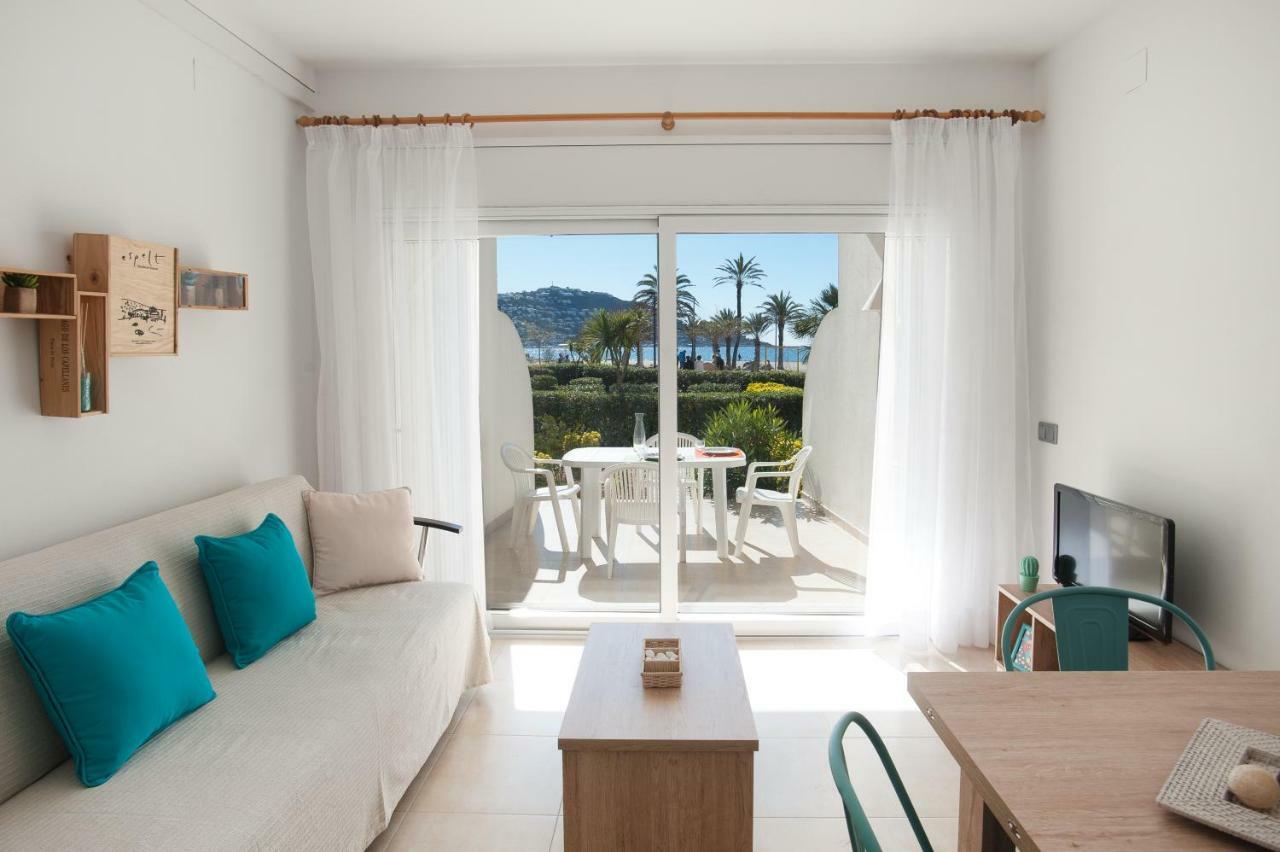 Apartamento A Pie De Playa, Climatizado Y Parking Росес Екстериор снимка